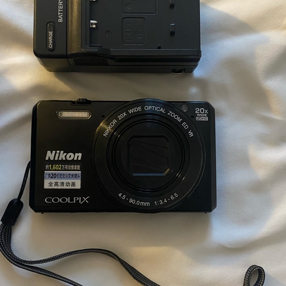 Nikon COOLPIX Black Digital Camera with 20x Optical Zoom